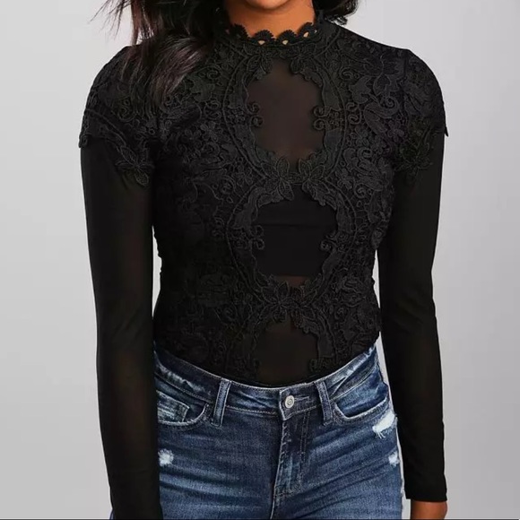 Blashe Embroidered Lace Bodysuit - Picture 3 of 15